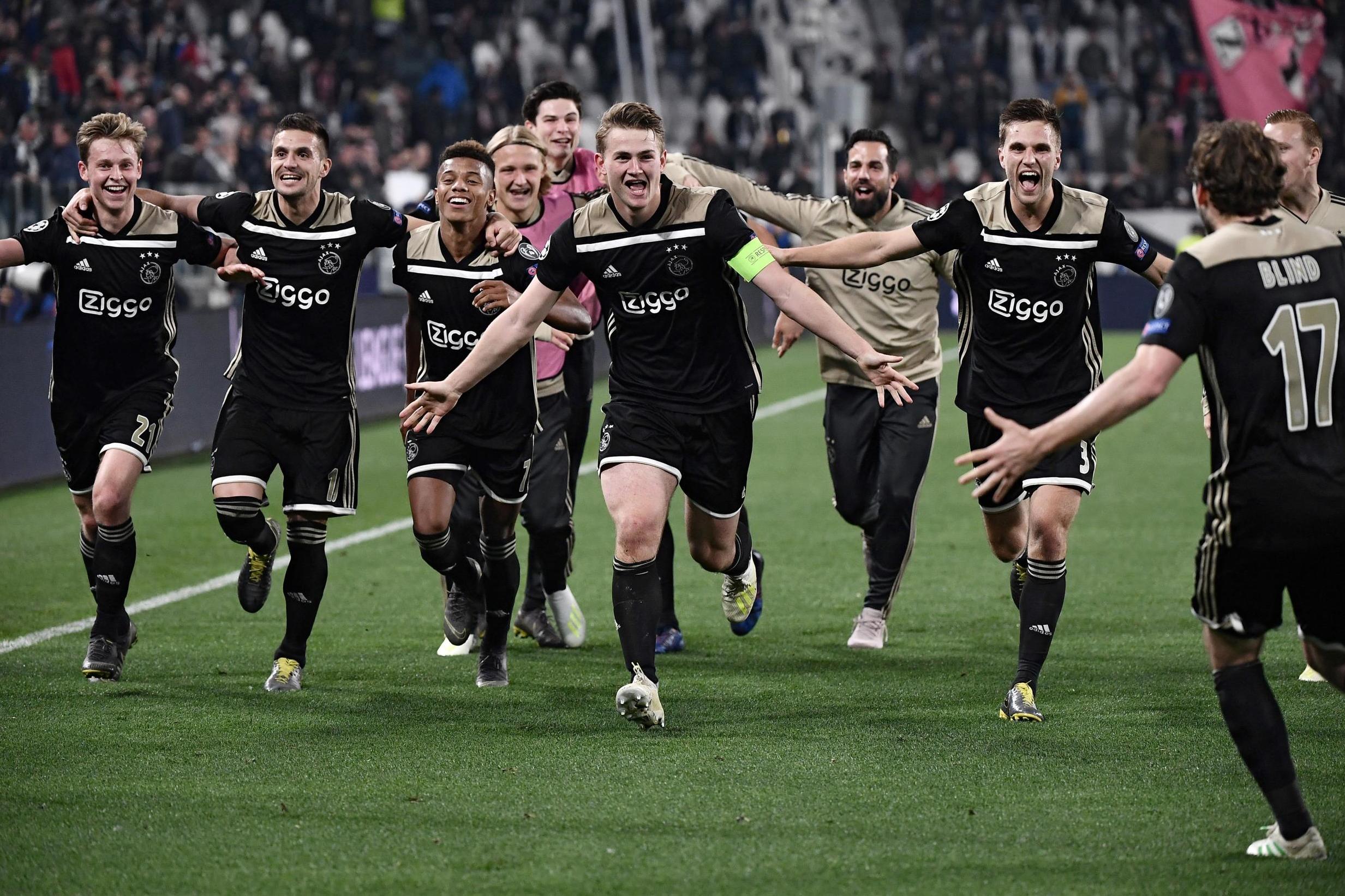 de-ligt-ajax-celebration