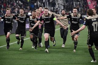 de-ligt-ajax-celebration